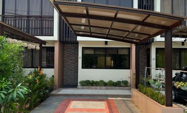 10% dp 10% Discount For Sale RFO 4bdrms House and lot infront of SM Southmall Las pinas