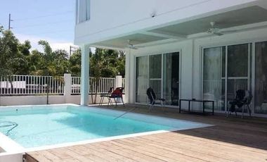 6 Bedroom House For Sale with Own Pool Vistamar mactan