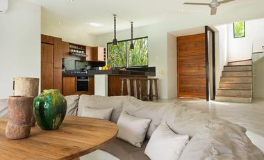 Preciosa casa recién renovada por profesionales, super oportunidad 5 recámaras