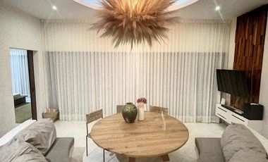 Preciosa casa recién renovada por profesionales, super oportunidad 5 recámaras