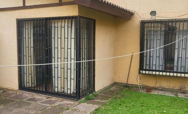 Arriendo Casa Amoblada en excelente barrio