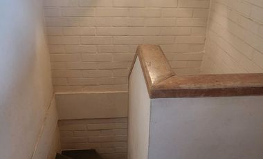 Arriendo Casa Amoblada en excelente barrio