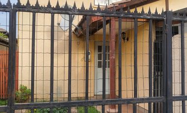 Arriendo Casa Amoblada en excelente barrio