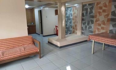 6 Bedrooms 3-Storey House with Wide Attic and Parking NEAR BAGUIO CITY (Monterrazas Village)
