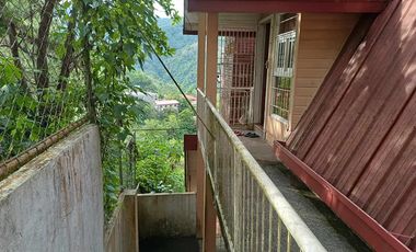 6 Bedrooms 3-Storey House with Wide Attic and Parking NEAR BAGUIO CITY (Monterrazas Village)