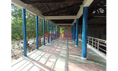 Local En Venta Ex Discoteca Las Rocas - Tarapoto