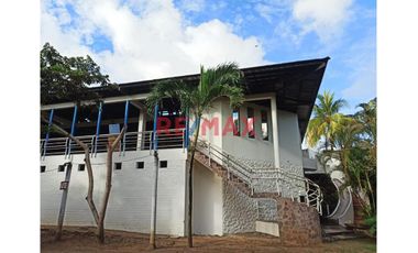 Local En Venta Ex Discoteca Las Rocas - Tarapoto