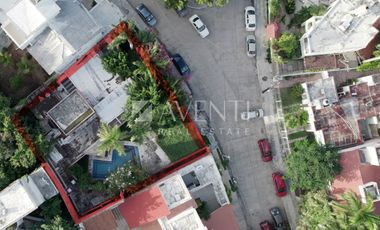 Terreno de uso de suelo mixto en venta en SM3 en el centro de Cancún, Quintana Roo.