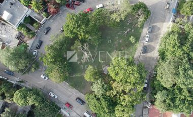 Terreno de uso de suelo mixto en venta en SM3 en el centro de Cancún, Quintana Roo.