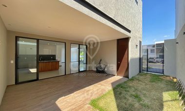 Casa en venta Bosques de Santa Anita, Tlajomulco de Zuñiga.