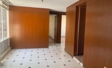 PROPIEDCAD COMERCIAL EN CENTRO DE TOLUCA CON LOCAL, BODEGA Y DEPARTAMENTO