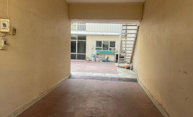 PROPIEDCAD COMERCIAL EN CENTRO DE TOLUCA CON LOCAL, BODEGA Y DEPARTAMENTO