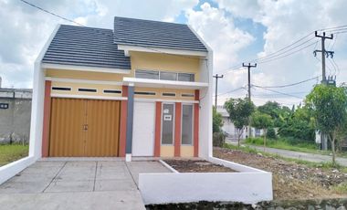 Cheap House in Cikarang Near the Station