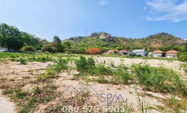 Huahin Land for sale, location Huahin town Soi 88, Land area 13,103.6 sqm (6 Rai-2 Ngan-75.9 sqwah), price 10,000 Baht per sqm.