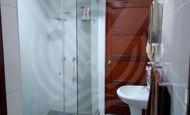 SE VENDE EDIFICIO EN ZONA EXCLUSIVA DE CAMINOS DEL INCA