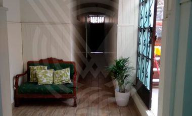 SE VENDE EDIFICIO EN ZONA EXCLUSIVA DE CAMINOS DEL INCA