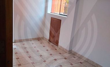 SE VENDE EDIFICIO EN ZONA EXCLUSIVA DE CAMINOS DEL INCA