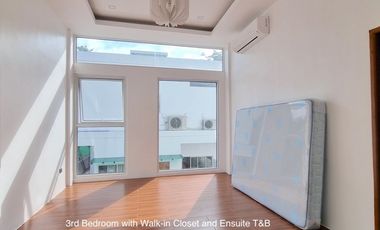 Beautiful Brand New Modern House Available for Sale in Tagaytay