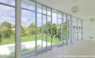 Beautiful Brand New Modern House Available for Sale in Tagaytay