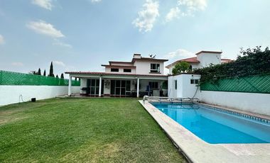 CASA EN VENTA EN FRACCIONAMIENTO LOMAS DE COCOYOC MORELOS