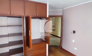 VENTA-DEPARTAMENTO MAS SUITE DE VENTA EN SECTOR NORTE DE RIOBAMBA A DOS CUADRAS DEL ECU 911/23URB014