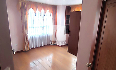 VENTA-DEPARTAMENTO MAS SUITE DE VENTA EN SECTOR NORTE DE RIOBAMBA A DOS CUADRAS DEL ECU 911/23URB014