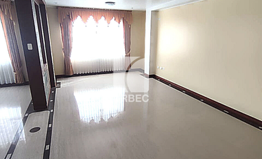 VENTA-DEPARTAMENTO MAS SUITE DE VENTA EN SECTOR NORTE DE RIOBAMBA A DOS CUADRAS DEL ECU 911/23URB014
