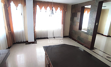 VENTA-DEPARTAMENTO MAS SUITE DE VENTA EN SECTOR NORTE DE RIOBAMBA A DOS CUADRAS DEL ECU 911/23URB014