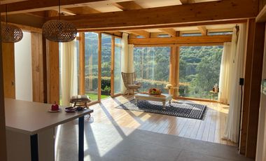 Bella casa de renta Ilalo.  700 mt de terreno, entorno natural