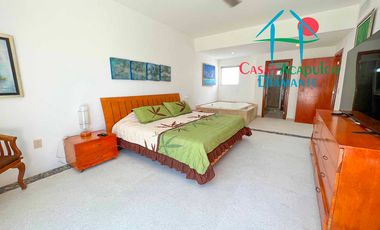 Casa en renta vacacional con terraza, jardín y alberca con vista al campo de golf de Mayan