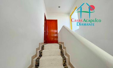 Casa en renta vacacional con terraza, jardín y alberca con vista al campo de golf de Mayan