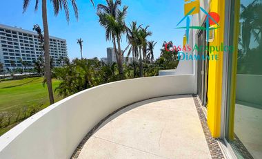 Casa en renta vacacional con terraza, jardín y alberca con vista al campo de golf de Mayan