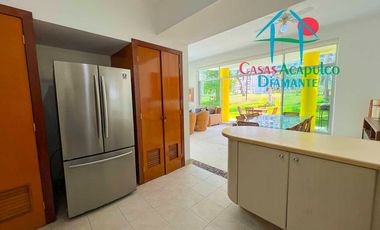 Casa en renta vacacional con terraza, jardín y alberca con vista al campo de golf de Mayan