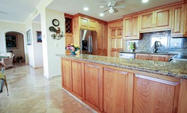 CONDOMINIO LOS CARACOLES