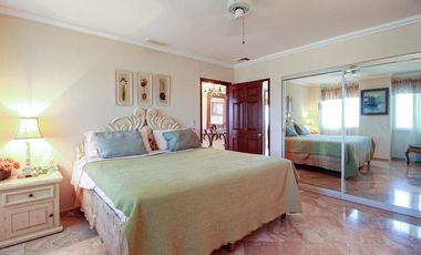 CONDOMINIO LOS CARACOLES