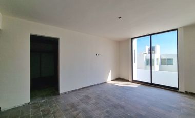 Casa en venta con terraza en Villa Magna