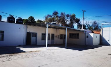 SE RENTA BODEGA 220 MTS EN FORJADORES