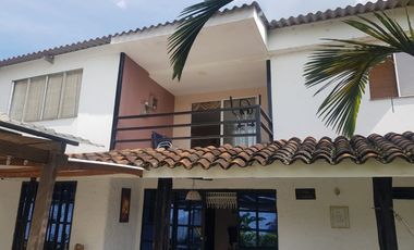 SE VENDE  HERMOSA CASA CAMPESTRE EN ZANJÓN DE PIEDRA, ANDALUCIA (VALLE)