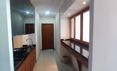 Dijual / Disewakan Apartemen di Ancol Mansion Size 165 m2 Private Lift Corner