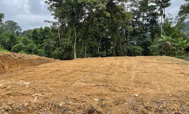 Terreno en venta en Pedro Vicente Maldonado, de 1000 m2, Ecuador