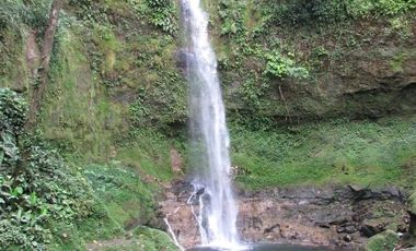 Terreno en venta en Pedro Vicente Maldonado, de 1000 m2, Ecuador