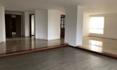 VENDO APARTAMENTO EN EL TESORO 319 MTS 3 HABITACIONES