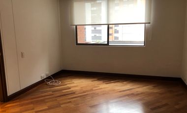 VENDO APARTAMENTO EN EL TESORO 319 MTS 3 HABITACIONES