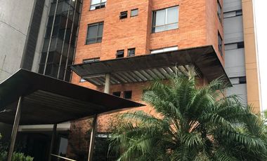 VENDO APARTAMENTO EN EL TESORO 319 MTS 3 HABITACIONES