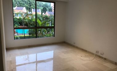 VENDO APARTAMENTO EN EL TESORO 319 MTS 3 HABITACIONES