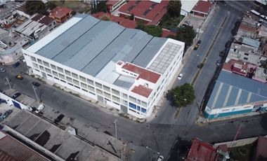 Renta o Venta Edificio De Oficinas En Esquina Totalmente REMODELADO !