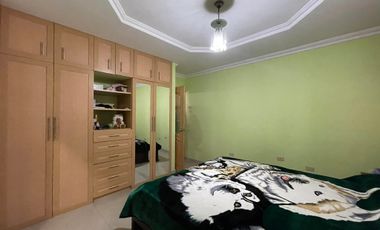 Casa de Venta en San Rafael en las calles Jorge Hugo Rengel y Eduardo Unda, Loja