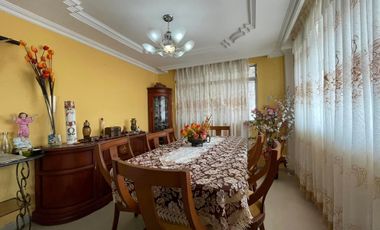 Casa de Venta en San Rafael en las calles Jorge Hugo Rengel y Eduardo Unda, Loja