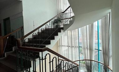 GEDUNG HOTEL at Jl KRAMAT KWITANG, JAKPUS, JAKSEL