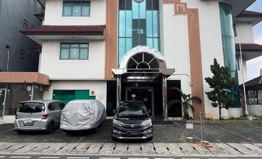 GEDUNG HOTEL at Jl KRAMAT KWITANG, JAKPUS, JAKSEL